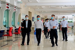 人民银行沧州市中心支行党委书记、行长李博到成人直播
调研指导